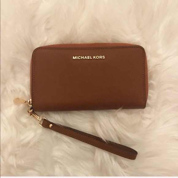 Authentic Michael Kors wallet - Picture 10 of 11